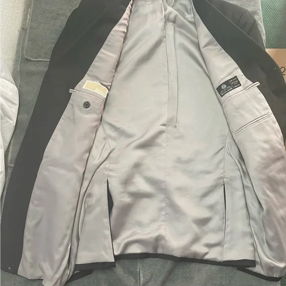 Michael Kors 100% Wool Sports Coat. Size M - Picture 3 of 5